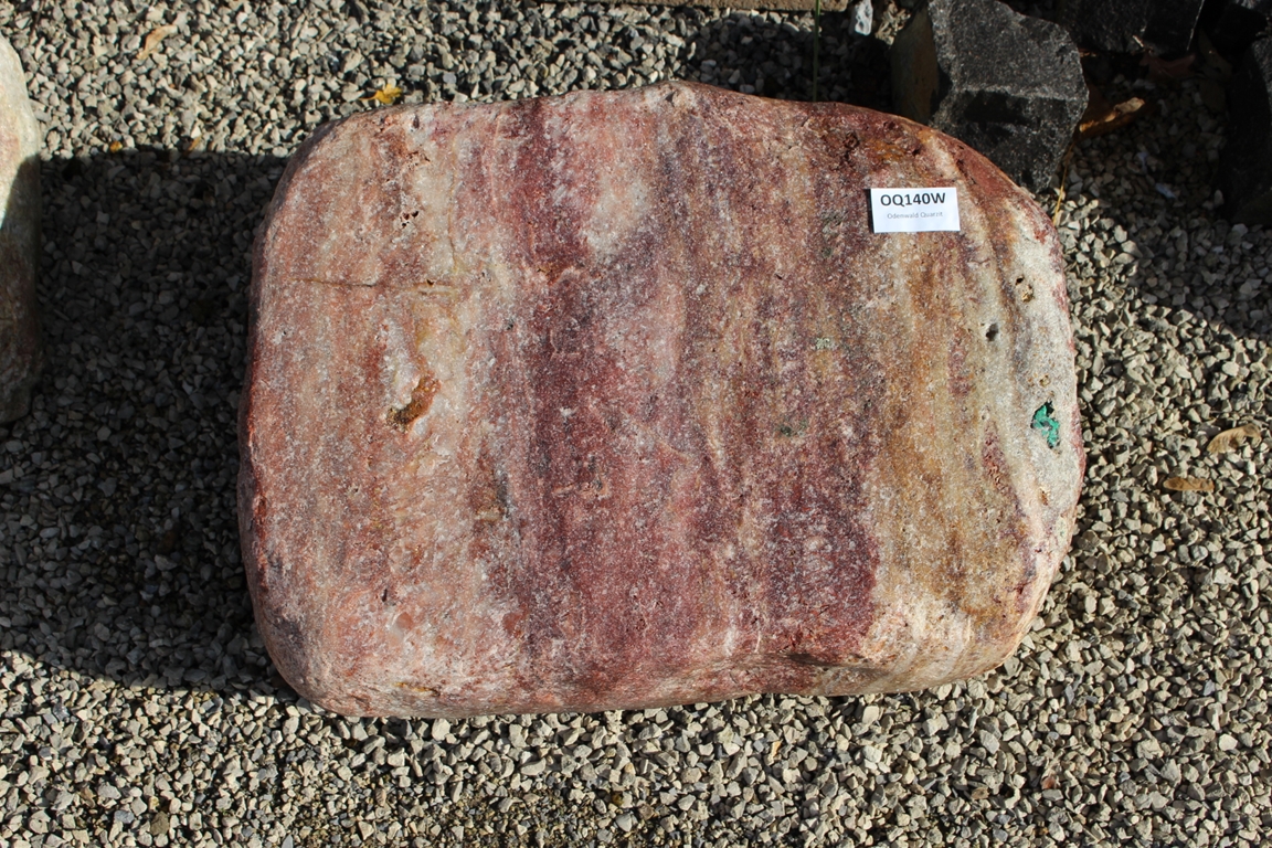 Liegestein aus Odenwald Quarzit geflammt ca. 45x32x14cm