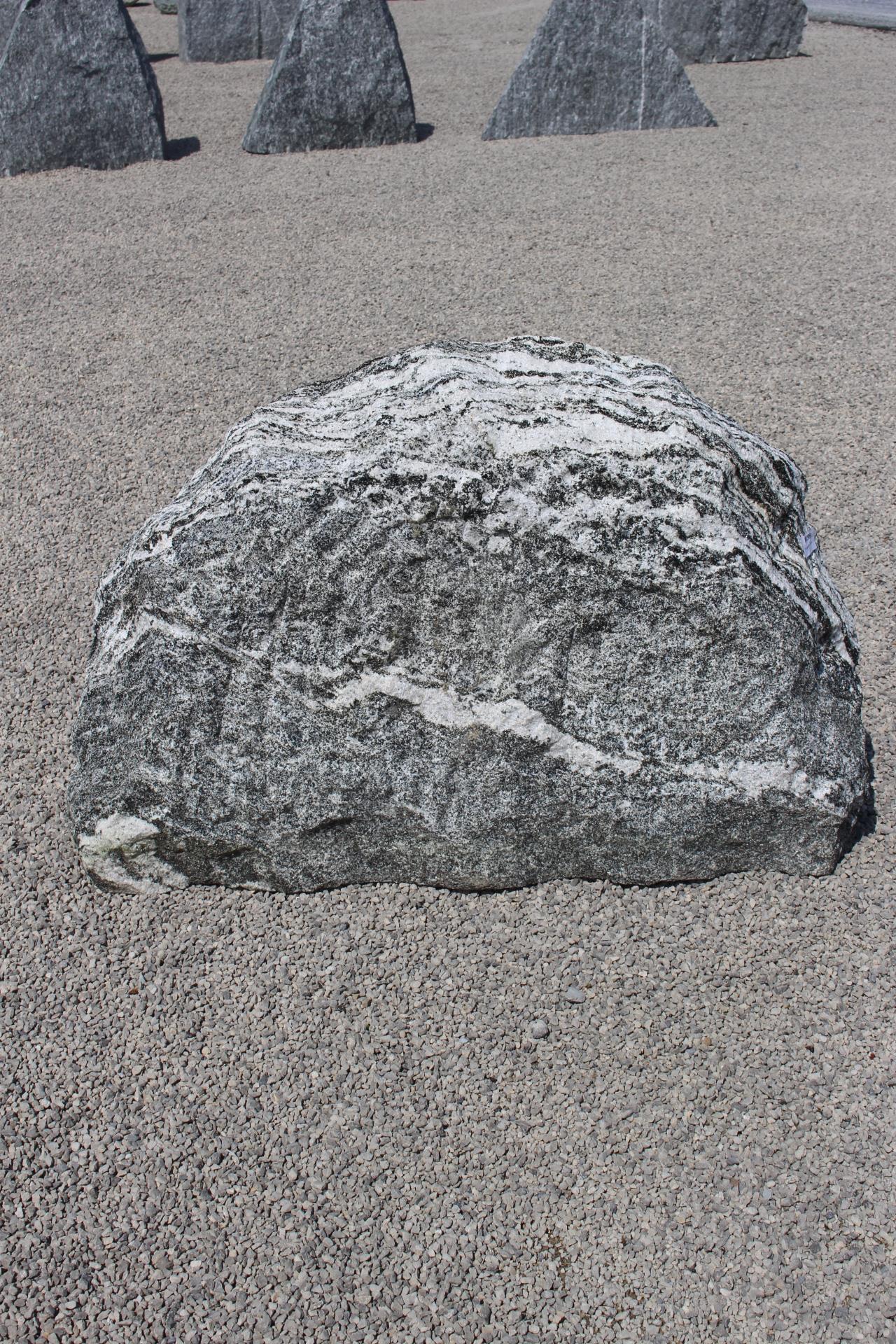 Matterhorn Granit ca. 95x25x63cm