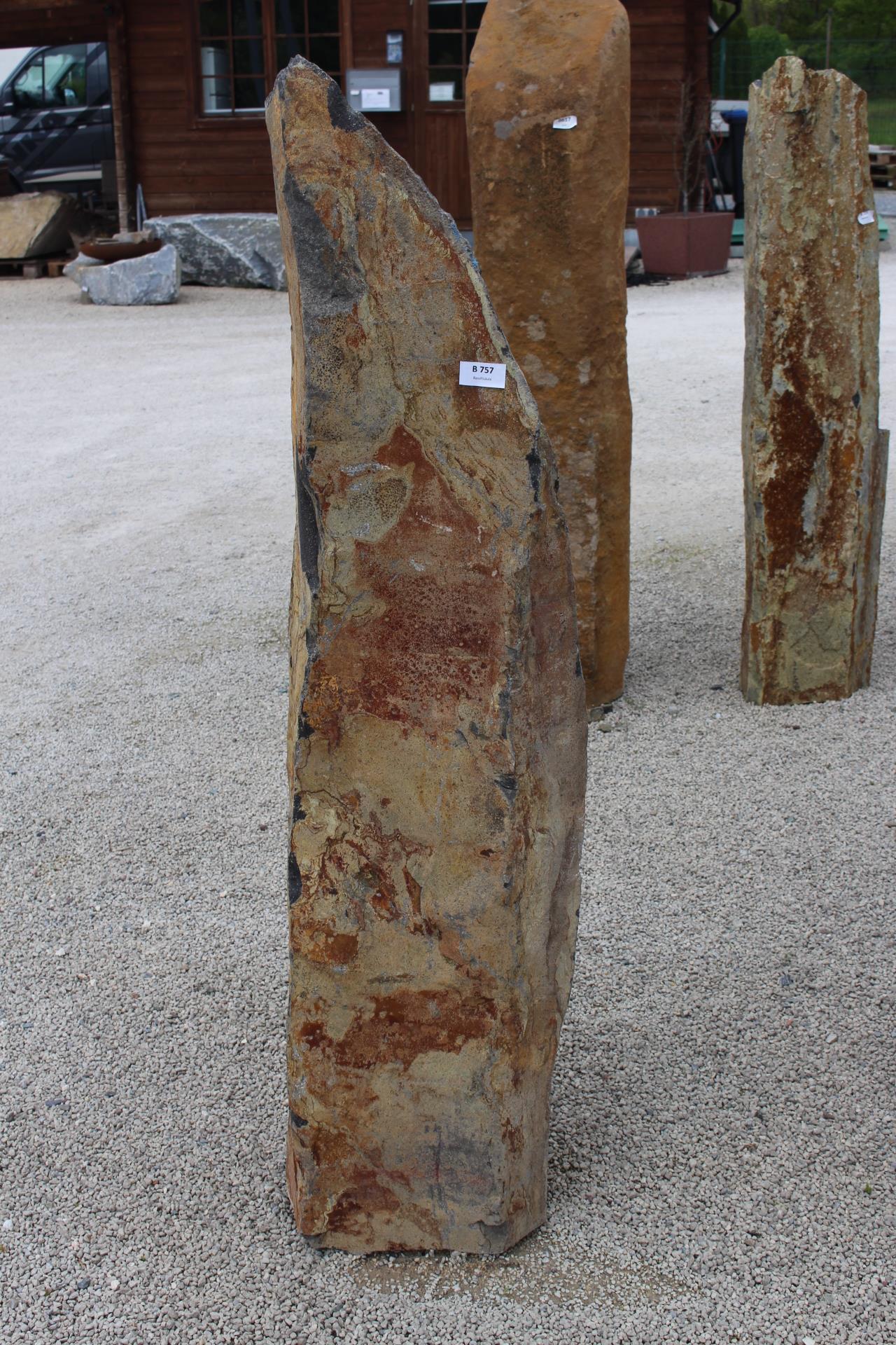 Basaltsäule ca. 34x28x145cm