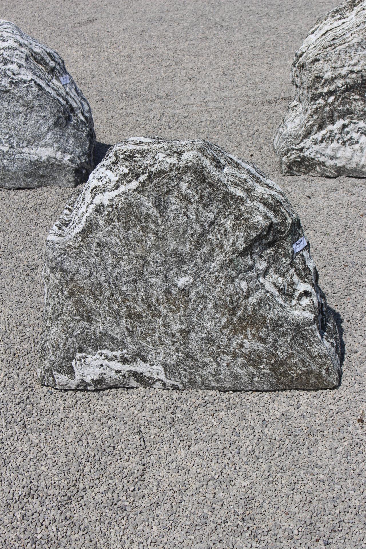 Matterhorn Granit ca. 75x20x65cm